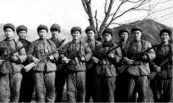 國軍在解放戰爭中屢戰屢敗，為何投誠之後，就變得英勇善戰？