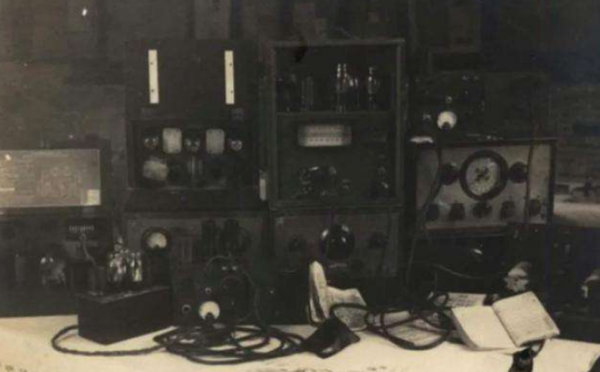 1950年,李克農發一電報,毛人鳳看後癱倒說不出話,6年後就病逝 1950年,李克農發一電報,毛人鳳看後癱倒說不出話,6年後就病逝