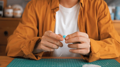 手工DIY丨值得一試的小手工（琥珀金魚篇）