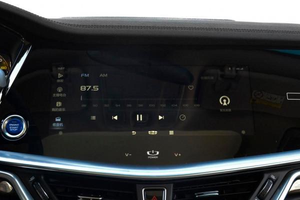 實拍吉利博瑞ePro,15.58萬起售,車長4986mm,價效比到底如何? 實拍吉利博瑞ePro,15.58萬起售,車長4986mm,價效比到底如何?