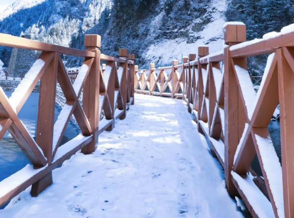 成都“古老”村寨：自然雪景與歷史氣息比肩，自駕3h直達
