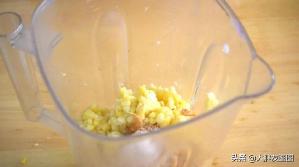 2斤無糖綠豆餅，一出爐就搶光了，皮薄餡大，沒有烤箱也能做