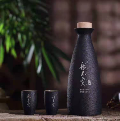 “搬不完”，—瓶不是為了賺錢的酒