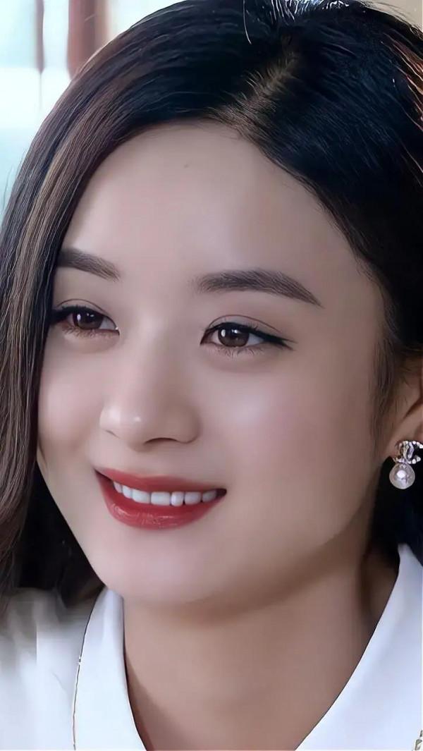 演員趙麗穎美照