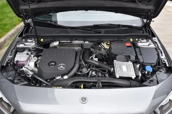 純進口品質可8&period;3秒破百，軸距2729mm，算不算&OpenCurlyDoubleQuote;小鋼炮&rdquo;？