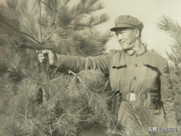 從六連連長一躍到團參謀長