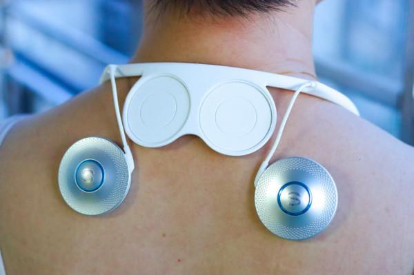 保護頸椎,告別痠痛——SKG T5頸椎按摩器開箱上手 保護頸椎,告別痠痛——SKG T5頸椎按摩器開箱上手