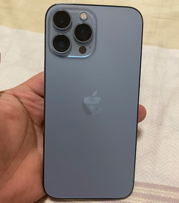 拒絕加價，網友低於官網價入手iPhone13