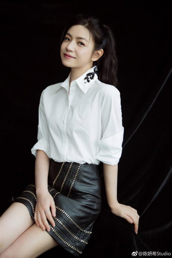 陳妍希美圖:初戀最美好的樣子 陳妍希美圖:初戀最美好的樣子