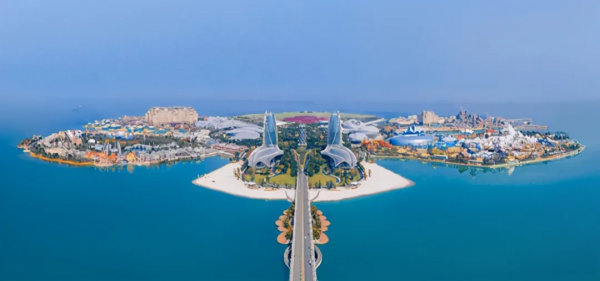 知名“殺人建築”，燒掉百億，還要人命，網友：甲方的智商有大坑