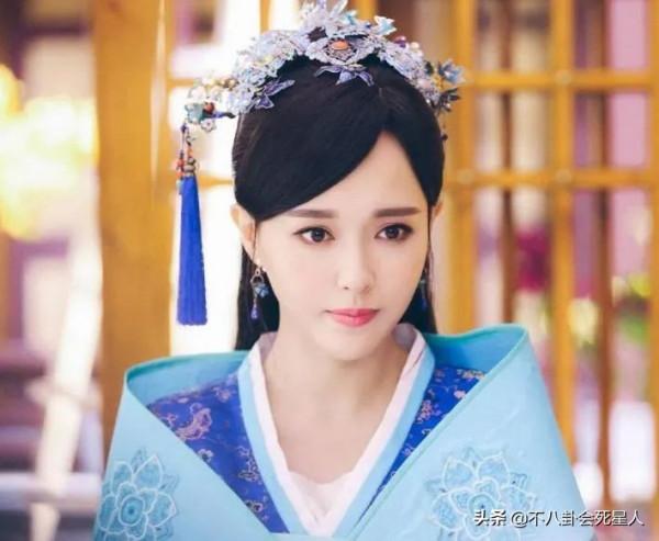 古裝美人敗給“髮際線”？少了劉海和額飾，“天仙”顏值都救不了