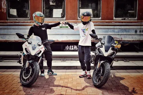 靈山秀水,漫山紅葉......一到深秋,這個被人遺忘的世外桃源又美成仙! 靈山秀水,漫山紅葉......一到深秋,這個被人遺忘的世外桃源又美成仙!