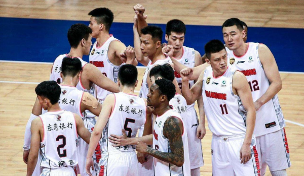 3訊息！阿聯名字登上NBA球館，廣東3進3出，上海男籃暴露隱患