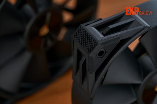 abee APEX Plus i240一體式水冷散熱器圖賞：專為LGA 1700平臺打造