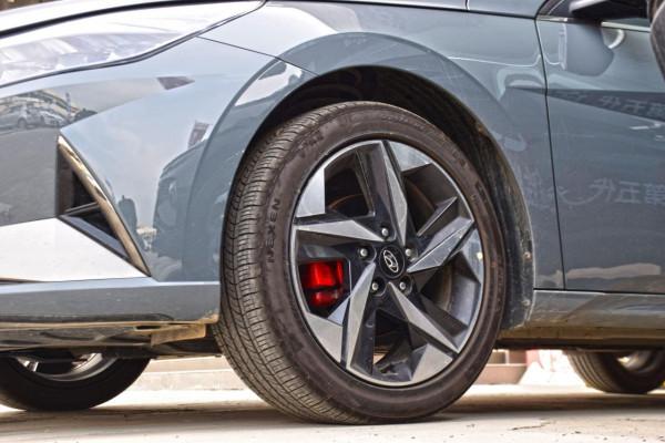 選車不難養車不貴,優先推薦尊貴版,請看第七代伊蘭特購車手冊 選車不難養車不貴,優先推薦尊貴版,請看第七代伊蘭特購車手冊