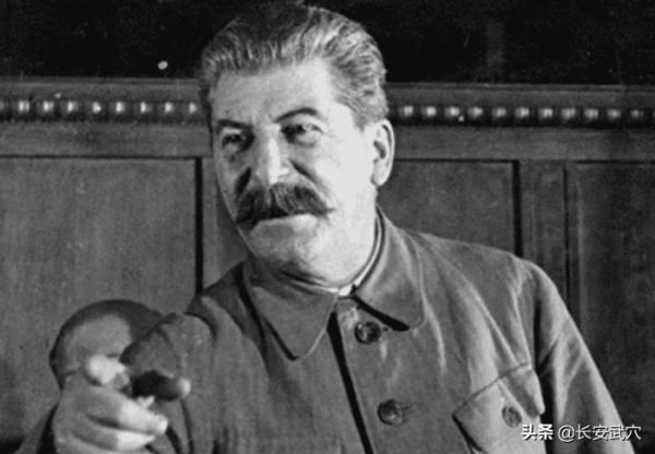 人類史上最殘酷的戰役：活過3天就是團長！士兵平均存活9分鐘