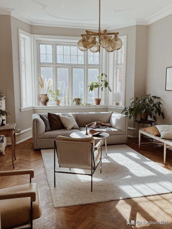 《空間》第46期:在瑞典老公寓裡,認真擁抱生活 《空間》第46期:在瑞典老公寓裡,認真擁抱生活