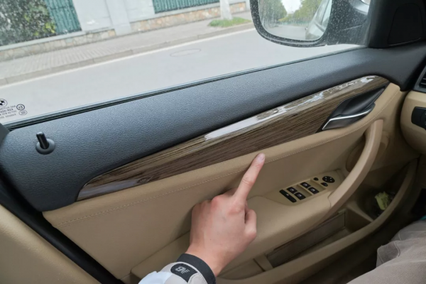 內飾很新，底盤煥新，9&period;58萬入二手進口寶馬X1