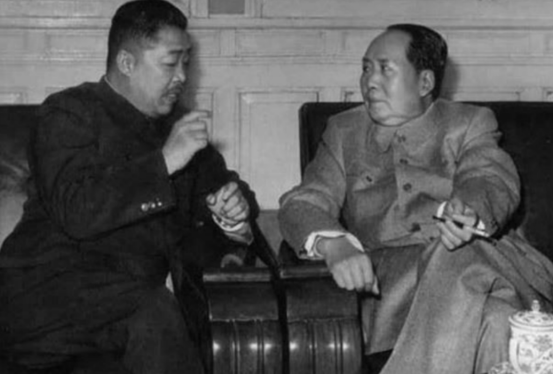 1952年鄧小平致電賀龍,商議任命決定,賀龍詢問:毛主席的意見呢 1952年鄧小平致電賀龍,商議任命決定,賀龍詢問:毛主席的意見呢