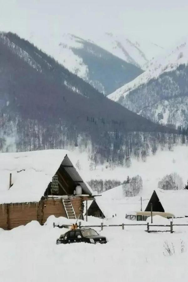 阿勒泰的冰雪風情