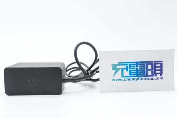 索尼推出45W PD快充充電器，自帶線設計