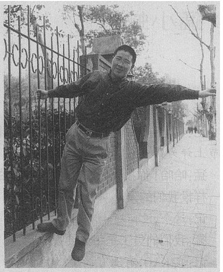 江蘇農村窮小子，10年開3家公司，兩次被踢出局，如今卻身家41億