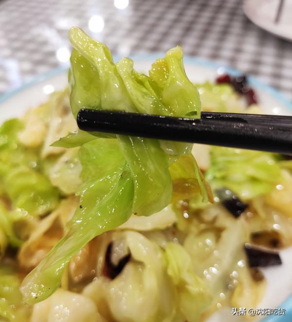 吃這麼大一盆水煮魚,椒鹽那麼厚,老香了 吃這麼大一盆水煮魚,椒鹽那麼厚,老香了