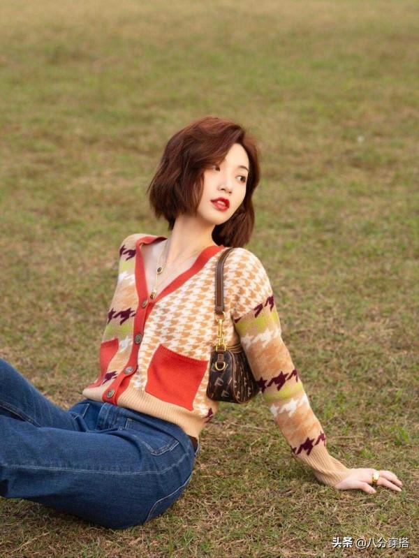 20&plus;女生通勤應該怎樣穿？碼住這四套造型，清新幹練又顯氣質