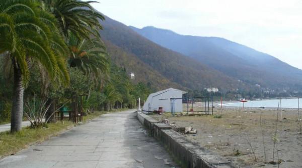 阿布哈茲很美，但請你別去看