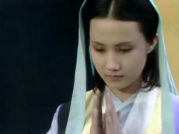 討好賈母，親近寶玉；連李紈都討厭的妙玉，究竟是怎樣的人？