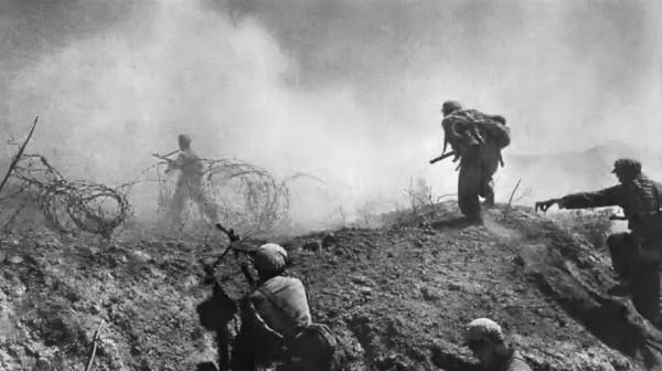 看過了長津湖,也別忘了這場戰鬥:9000人阻擊7萬美軍整整12天 看過了長津湖,也別忘了這場戰鬥:9000人阻擊7萬美軍整整12天