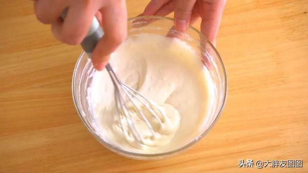 原以為是個蛋卷,一刀切開,口水直流 原以為是個蛋卷,一刀切開,口水直流