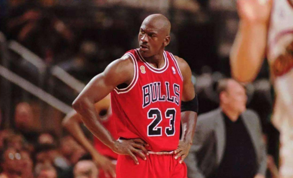 艾弗森排NBA歷史前五戰神:現役有倆人上榜,但是並沒有悟空獸 艾弗森排NBA歷史前五戰神:現役有倆人上榜,但是並沒有悟空獸