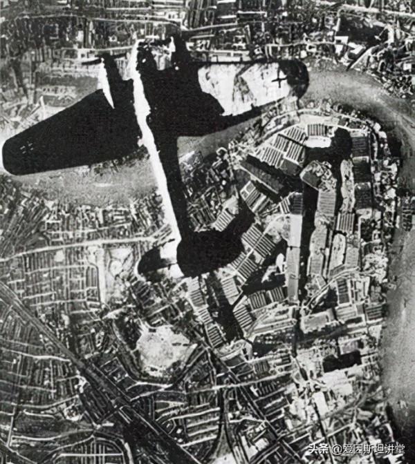 從心有芥蒂到同心協力，喬治六世的清醒成全了戰時首相丘吉爾