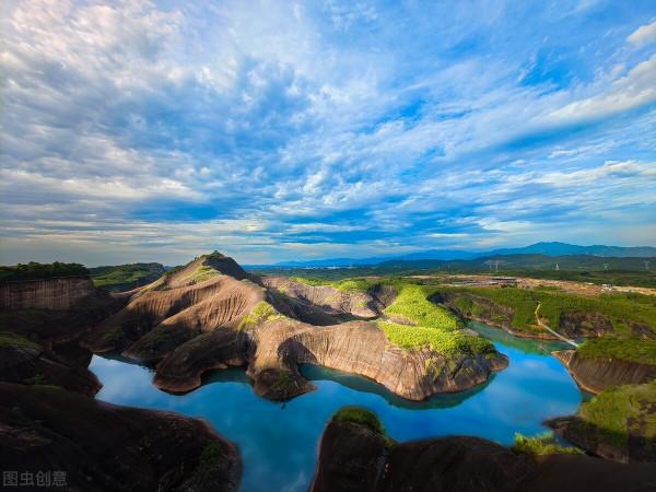 國內最刺激的八大景點,玩的就是心跳,你敢挑戰嗎? 國內最刺激的八大景點,玩的就是心跳,你敢挑戰嗎?