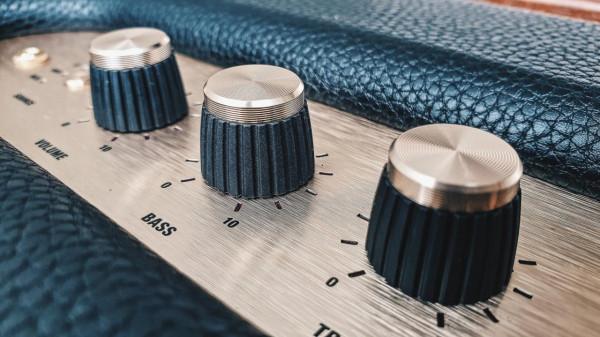 不僅是藍芽音箱，更是裝飾藝術品，馬歇爾STANMORE II使用分享