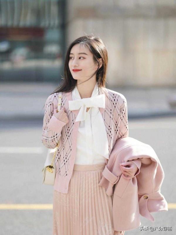 穿衣懂配色氣質提升一大截，這幾個顏色溫柔顯白又洋氣，誰穿誰美