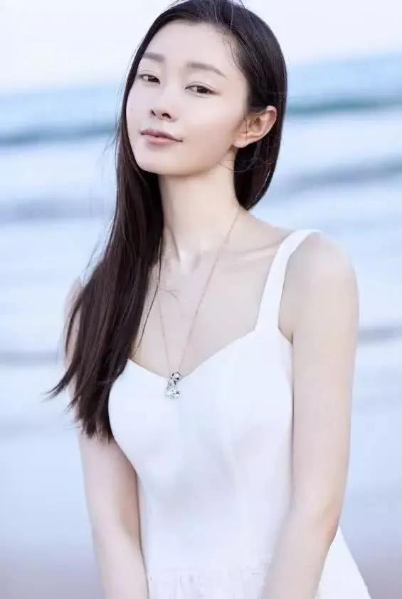 有人說美女明星宋軼是娛樂圈的一股清流，你說呢？