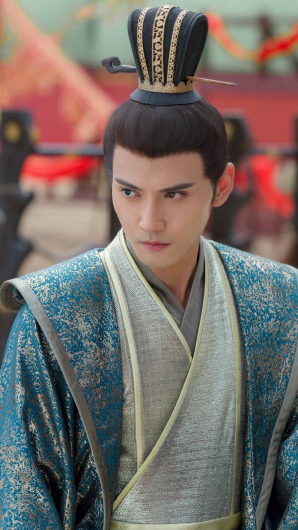 “曇花一現”，這6位僅紅一時的演員讓人唏噓，當年熱度今日全無