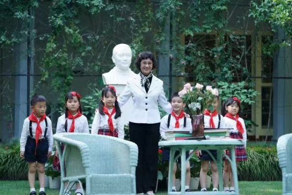 80年代當紅女明星近況:龔雪出國,周潔離世,朱琳一生未育 80年代當紅女明星近況:龔雪出國,周潔離世,朱琳一生未育