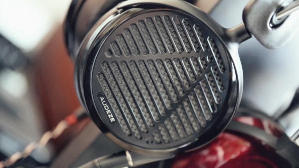 一隻平板振膜耳機賣三萬多？騙錢？坑人？還是物有所值？