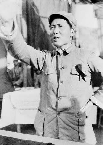 1949年毛澤東點將陳正人，出發前交代要活捉此人：20年的賬該算了