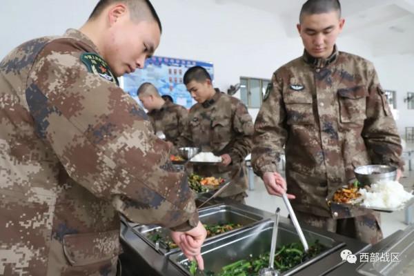 新兵下連，天路安了家