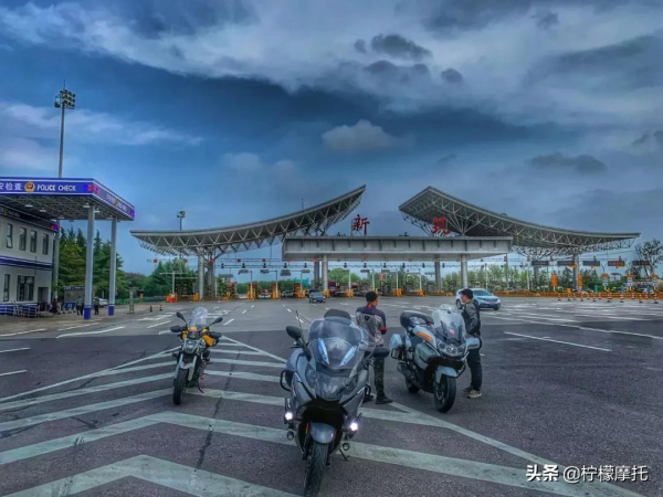 為什麼都愛騎摩托車去西藏? 為什麼都愛騎摩托車去西藏?