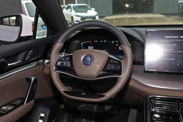 16&period;58萬買大空間七座SUV，配2&period;0T發動機！比亞迪唐是否值得推薦？