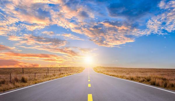 人民日報金句摘錄：136 你若視痛苦如山大，則只能裹足不前