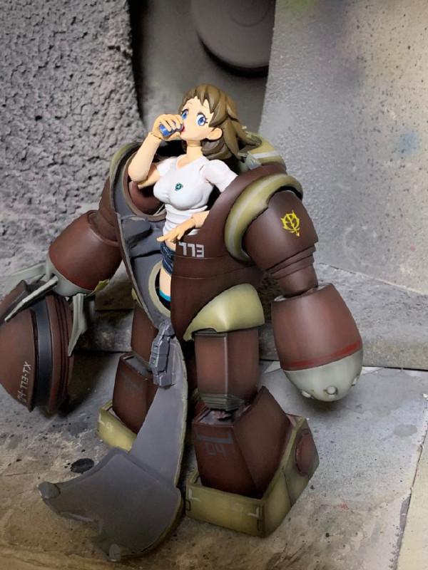 機動戰士高達龜霸的真身是文奈? 機動戰士高達龜霸的真身是文奈?