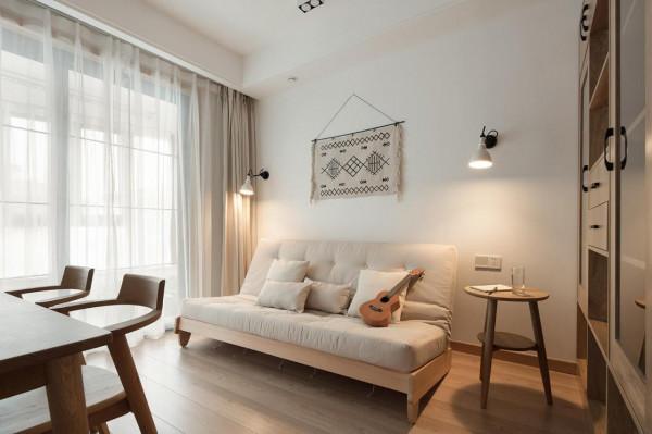 135㎡四室北歐風，文藝自然，一進客廳就愛上了