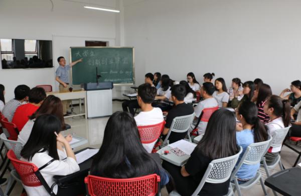 高考結束後，5大“熱門專業”浮出水面，選對的考生真有眼光