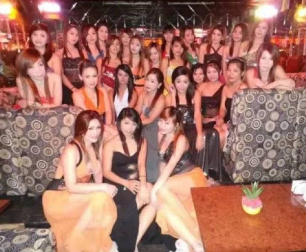 日本第一媽媽桑:名校畢業入行32年,56歲穩坐頭牌堪稱公關教科書 日本第一媽媽桑:名校畢業入行32年,56歲穩坐頭牌堪稱公關教科書